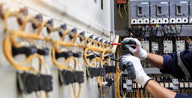 Professional Electrician technician working in Chandler, TX